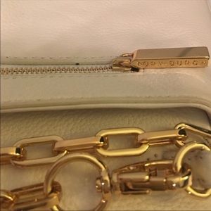 Tory Burch Bags - Tory Burch Amanda Crossbody Tory Burch Bags - Tory Burch Amanda Crossbody